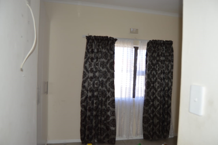 2 Bedroom Property for Sale in Cove Rock Eastern Cape